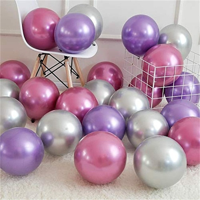 Metallic balloon for a mermaid decoration